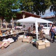 Brocante à Port-Sainte-Foy